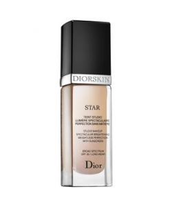 Тональный крем Christian Dior Diorskin Star Spectacular Brightening Weightless Perfection SPF30